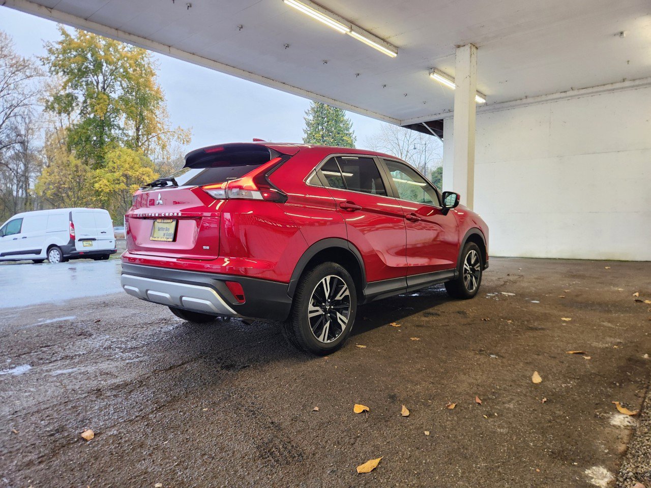 Used 2024 Mitsubishi Eclipse Cross SE image 3