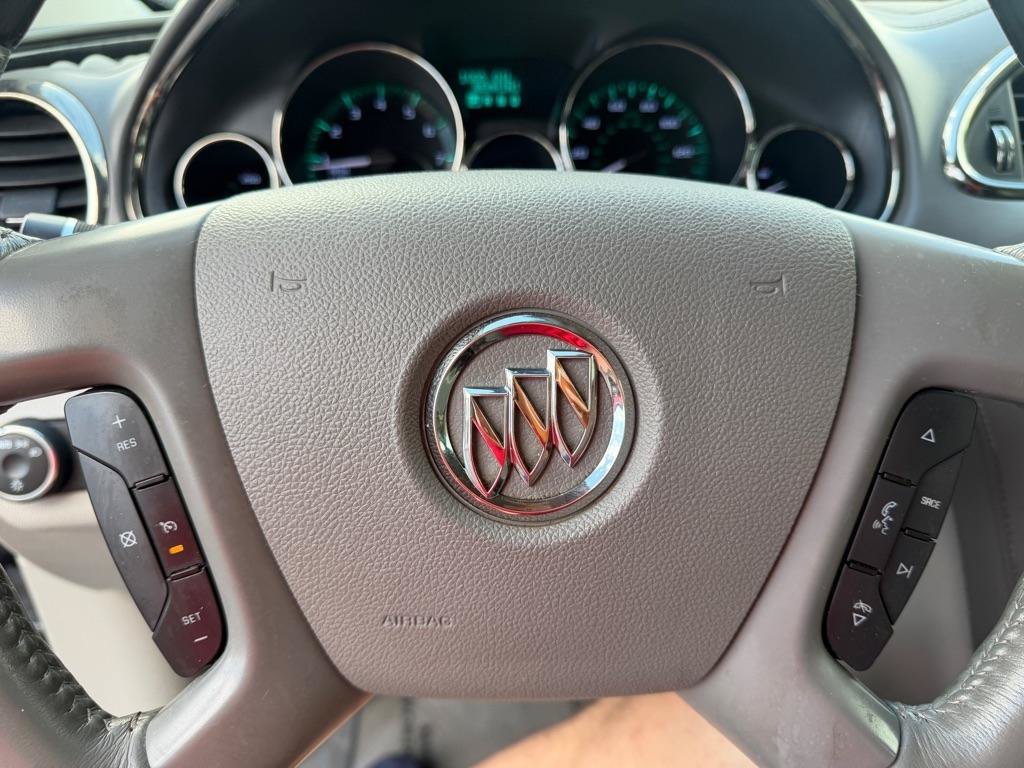 Used 2015 Buick Enclave Convenience FWD image 39