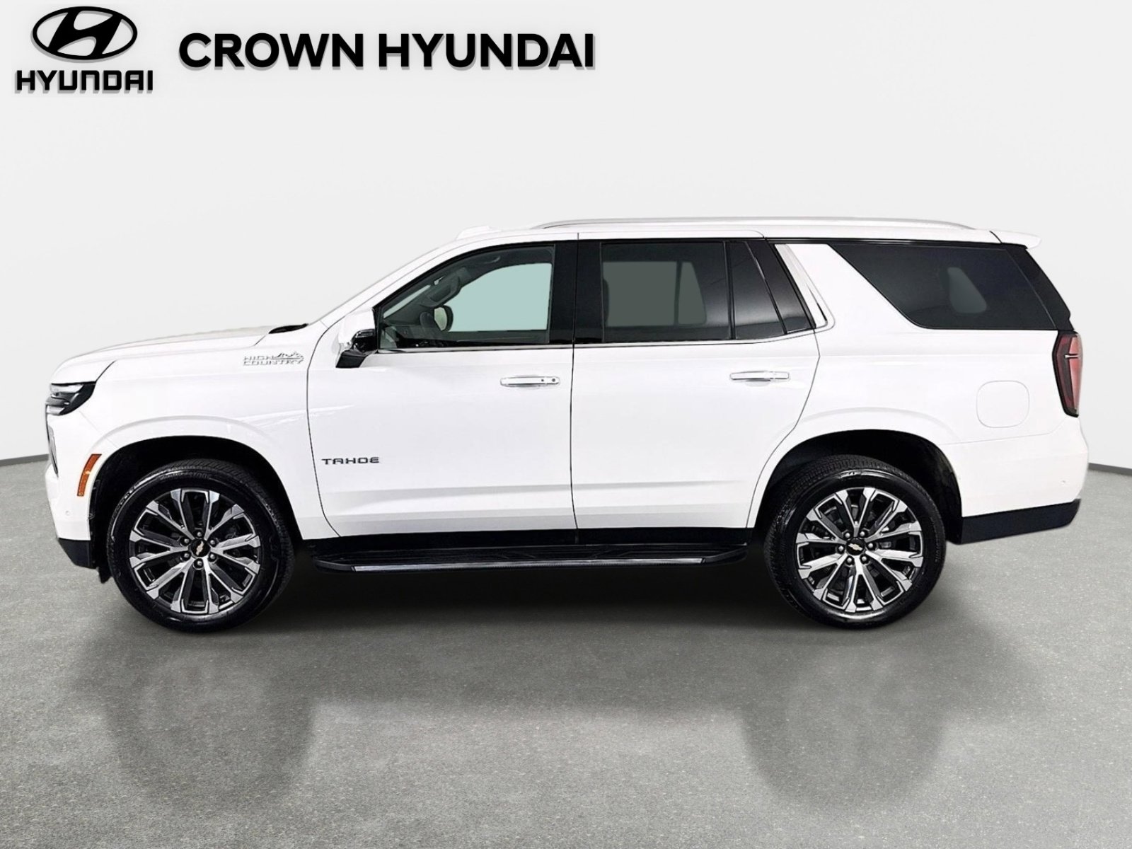 Used 2025 Chevrolet Tahoe High Country image 9