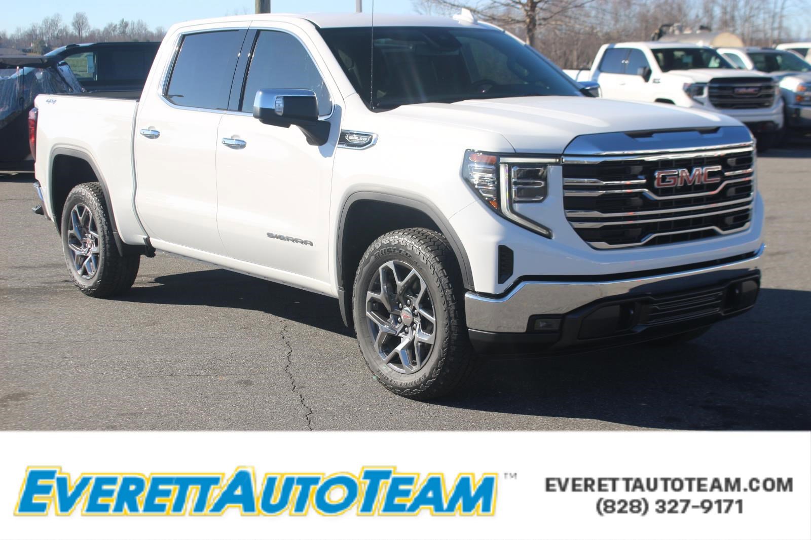 New 2026 GMC Sierra 1500 SLT image 1