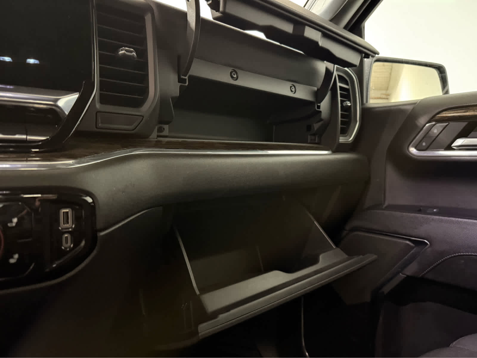 Certified 2023 GMC Sierra 1500 SLE image 21