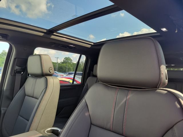Used 2026 Chevrolet Suburban RST w/ Comfort Package RWD image 24