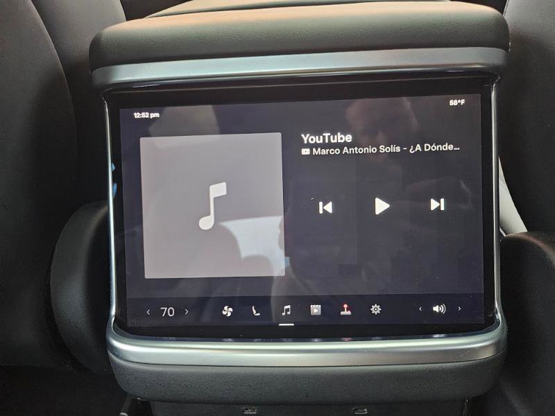 Used 2023 Tesla Model X AWD image 71