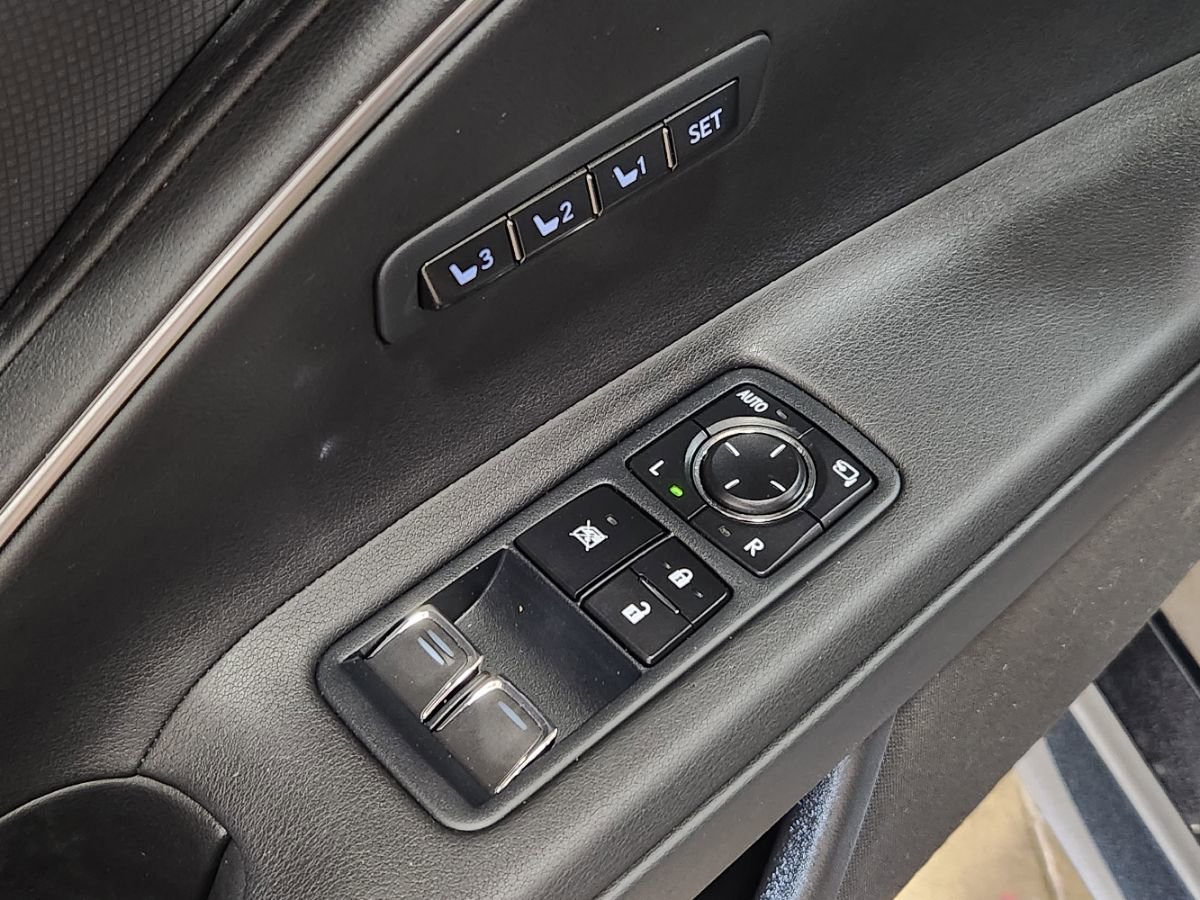 Used 2023 Lexus LC 500 Convertible w/ Touring Package image 47