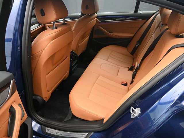 Used 2022 BMW 540i xDrive w/ Premium Package image 18
