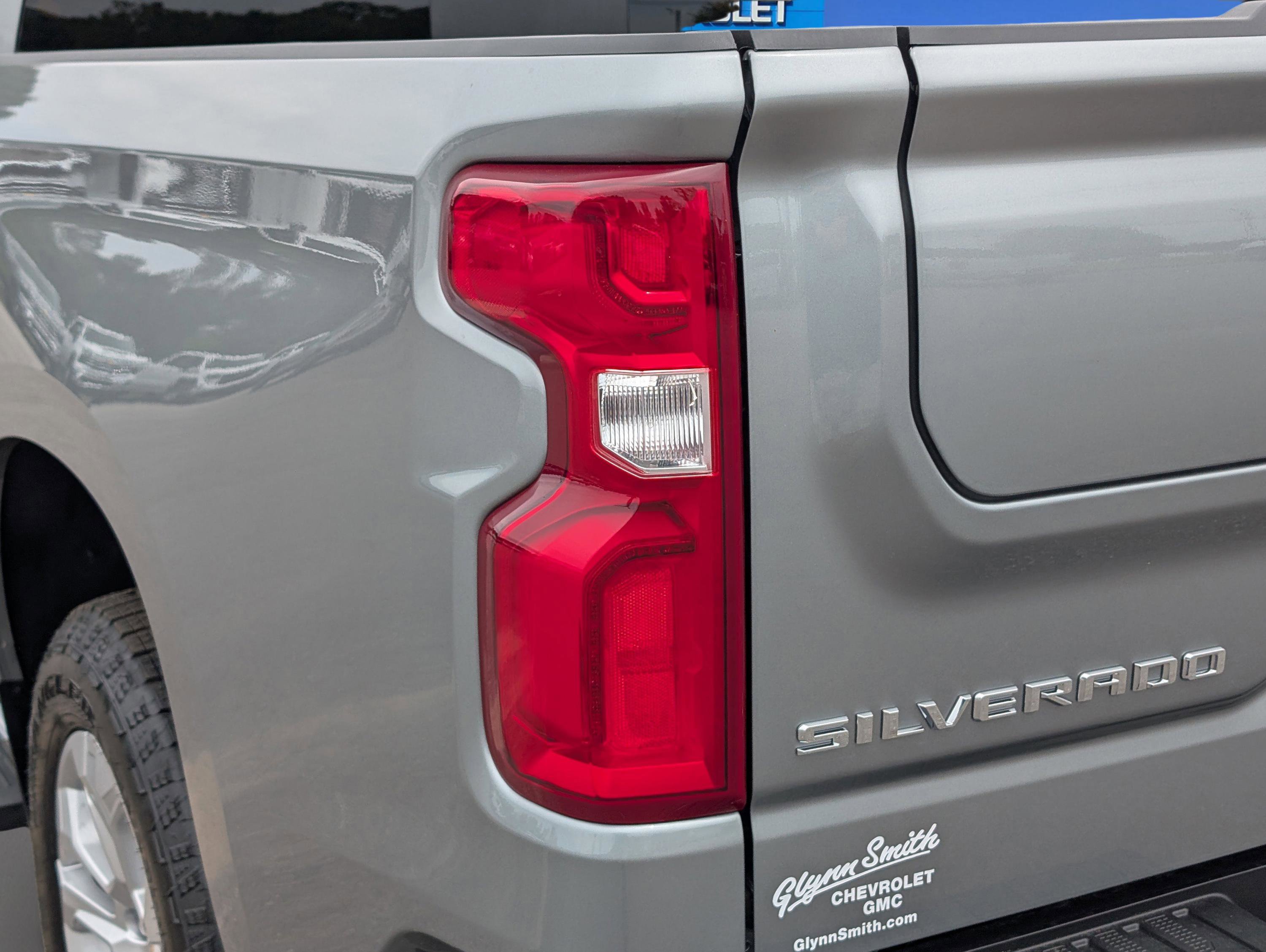 New 2026 Chevrolet Silverado 1500 LTZ w/ LTZ Premium Package image 11