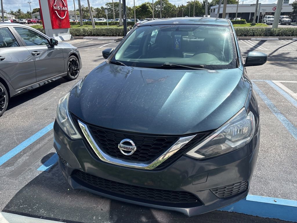 Used 2016 Nissan Sentra SV image 3
