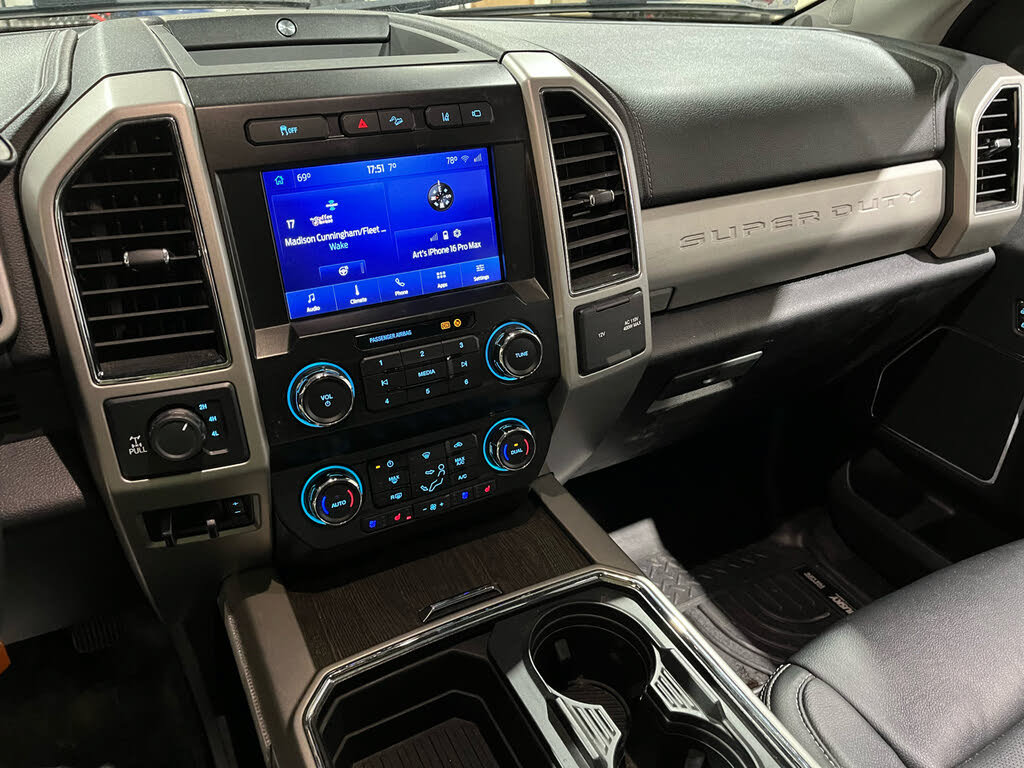 Used 2020 Ford F250 Lariat w/ Lariat Value Package AWD/4WD image 16