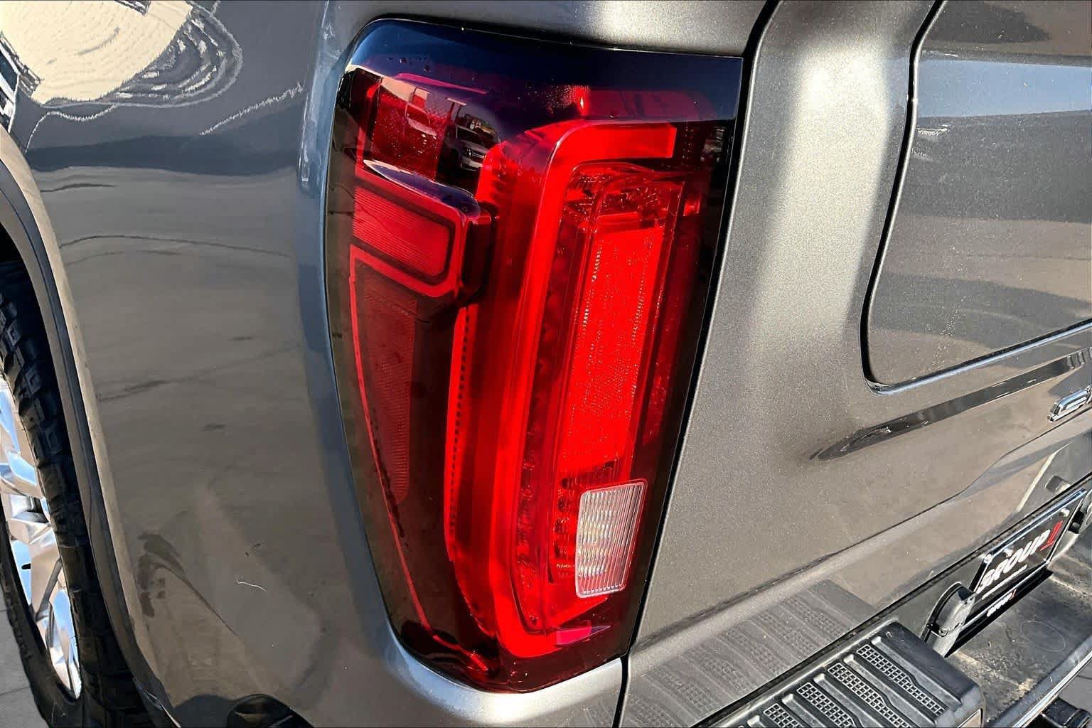 Used 2020 GMC Sierra 1500 SLT AWD/4WD image 29