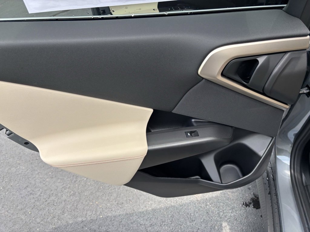 Used 2025 BMW X3 xDrive30i w/ Premium Package image 15