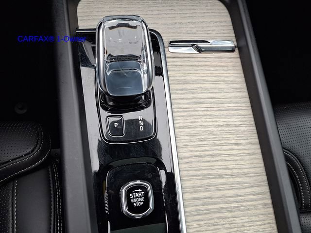 Certified 2022 Volvo XC60 T8 Inscription w/ Advanced Package image 15