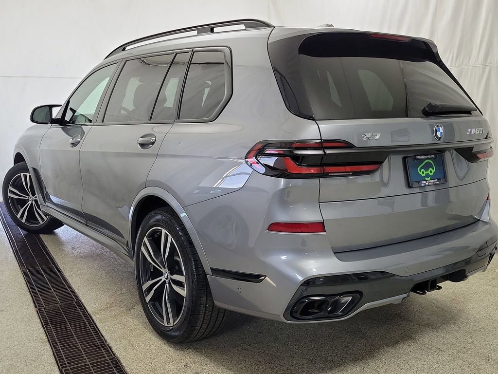 Used 2024 BMW X7 M60i w/ Executive Package image 7