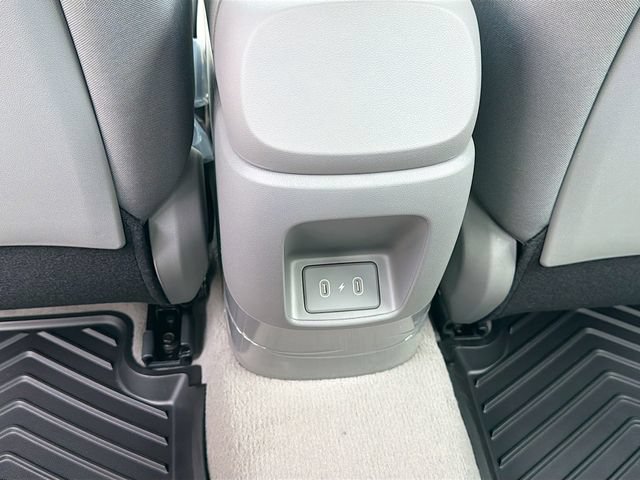 New 2026 Hyundai Elantra SE FWD image 24