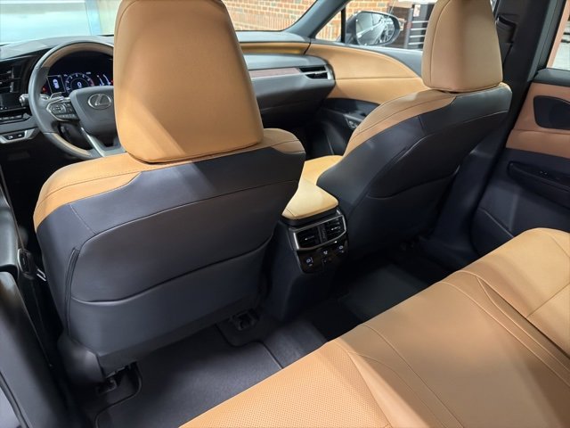 Used 2023 Lexus RX 350 Premium image 32