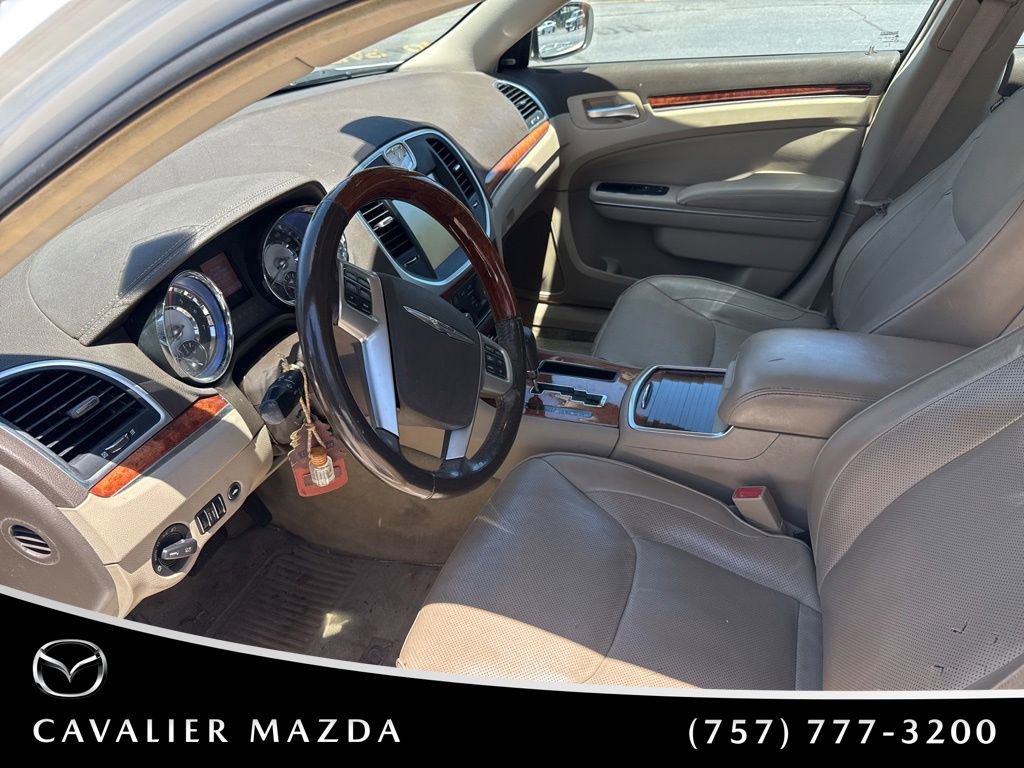 Used 2011 Chrysler 300 C w/ Sound Group RWD image 11