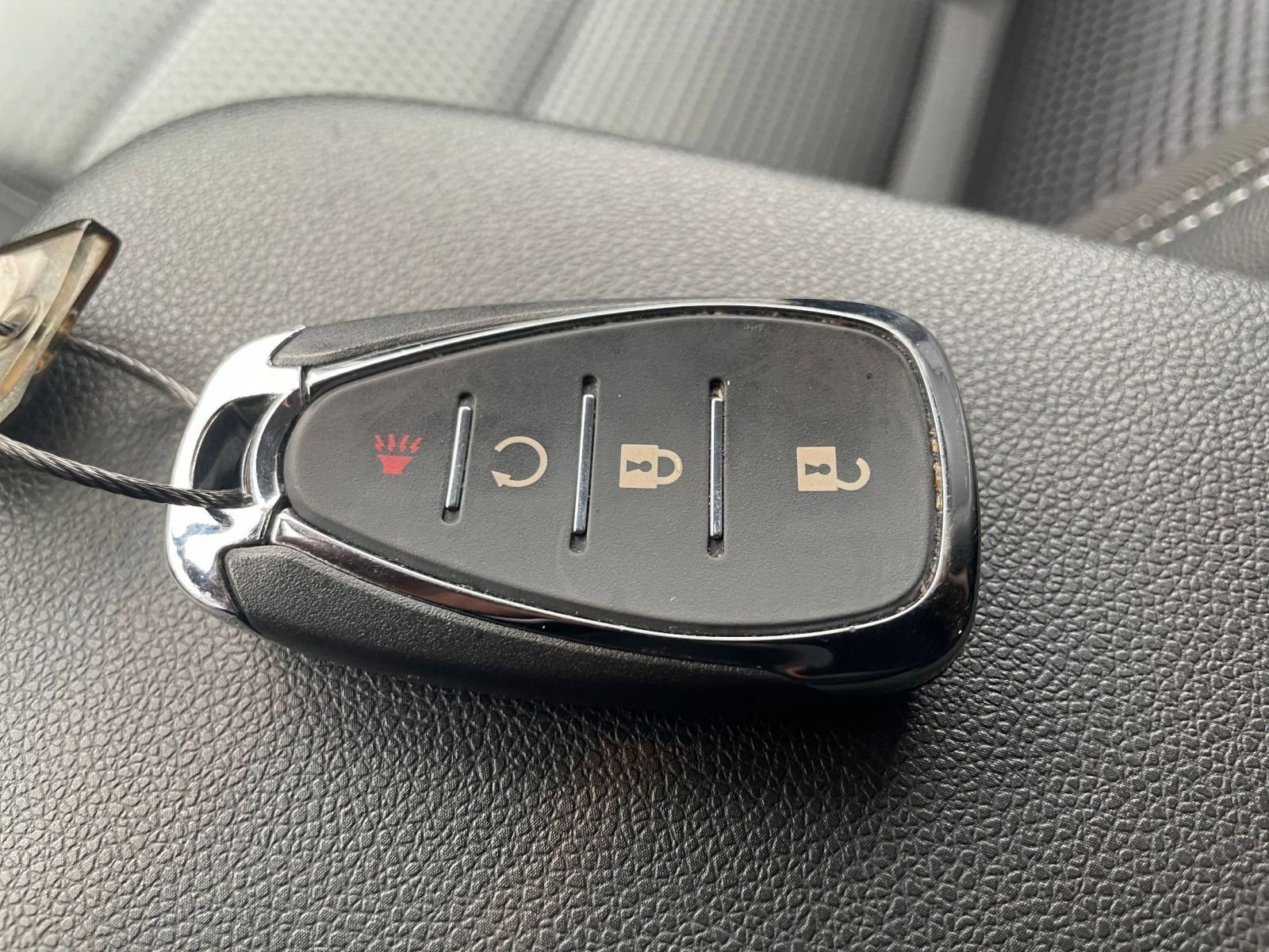 Used 2025 Chevrolet Trax LT image 18