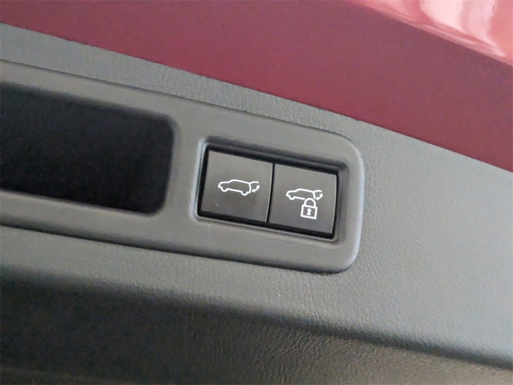 Used 2023 Lexus RX 350h image 13