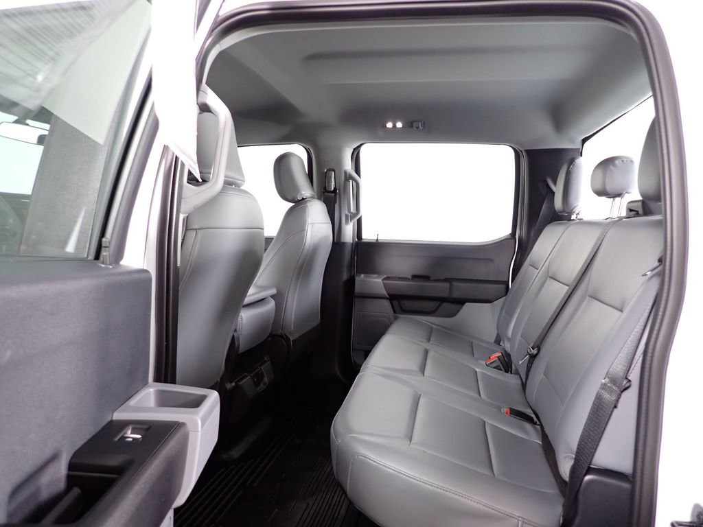 Used 2025 Ford F350 XL w/ Snow Plow Prep Package image 39