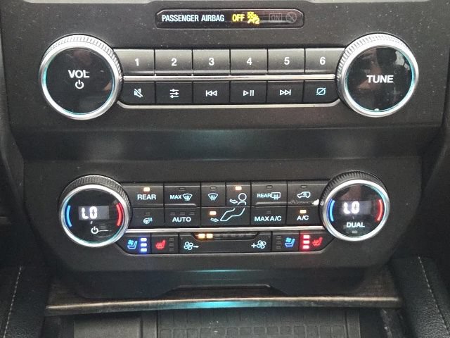 Used 2020 Ford Expedition Limited w/ Equipment Group 301A AWD/4WD image 32