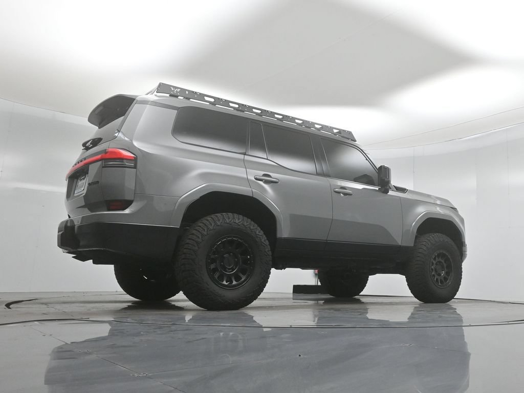 Used 2025 Lexus GX 550 AWD/4WD image 46
