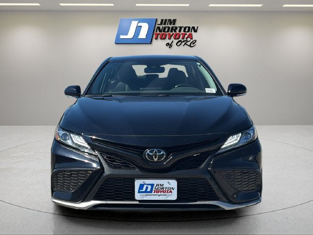 Used 2024 Toyota Camry XSE FWD image 2