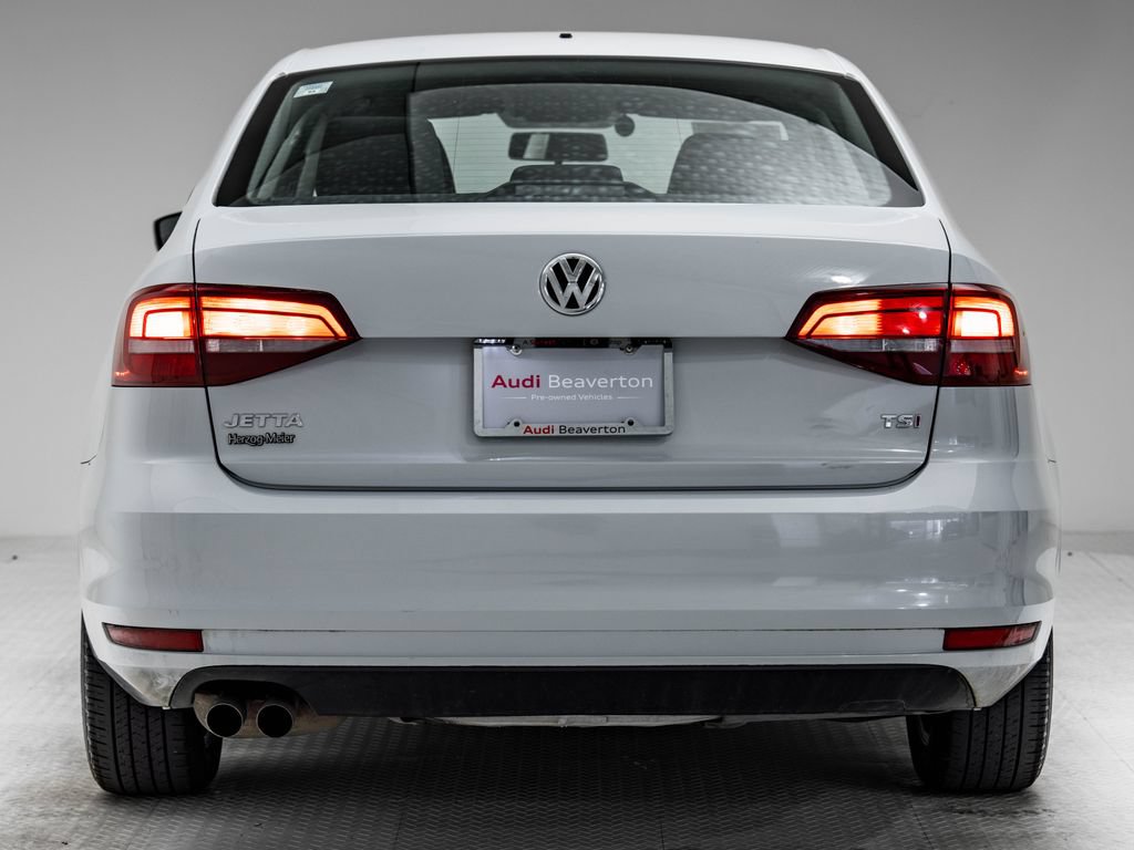 Used 2017 Volkswagen Jetta S w/ Jetta S Cold Weather Package FWD image 32