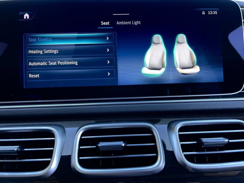 Used 2025 Mercedes-Benz GLE 450e 4MATIC image 30