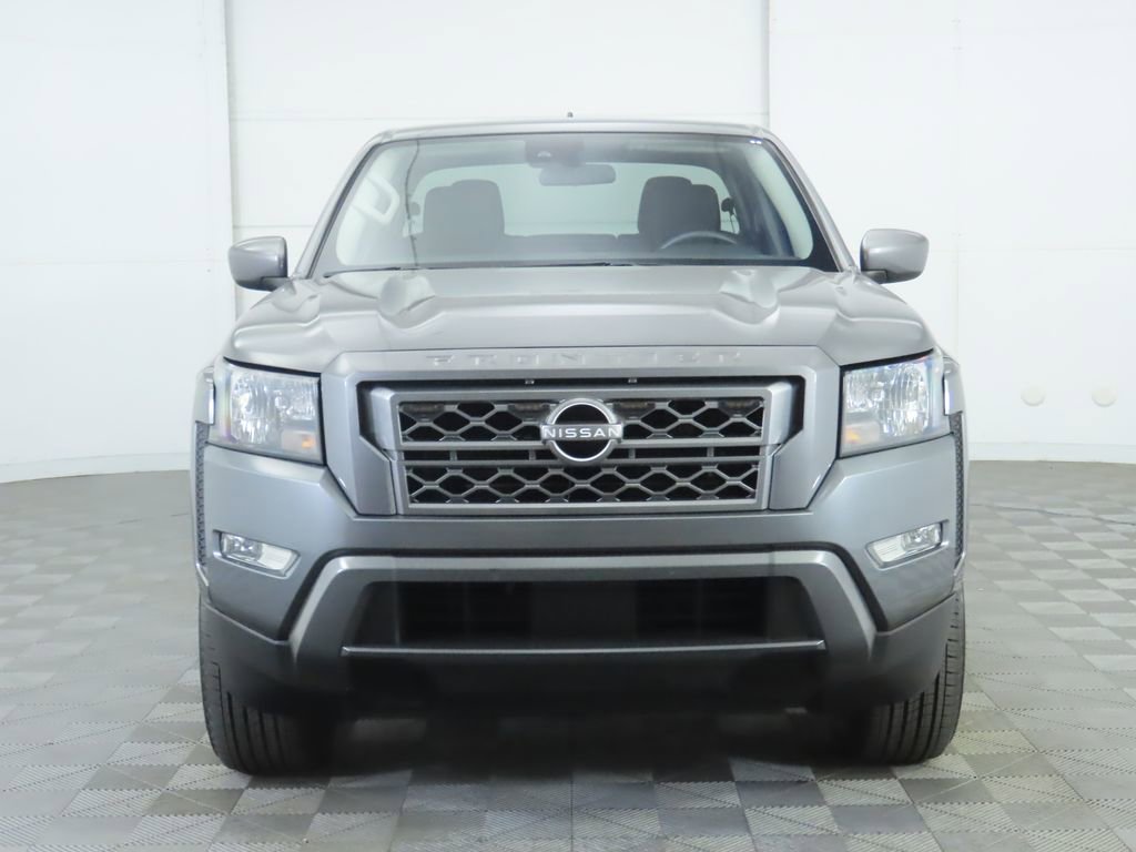 Used 2022 Nissan Frontier SV image 2