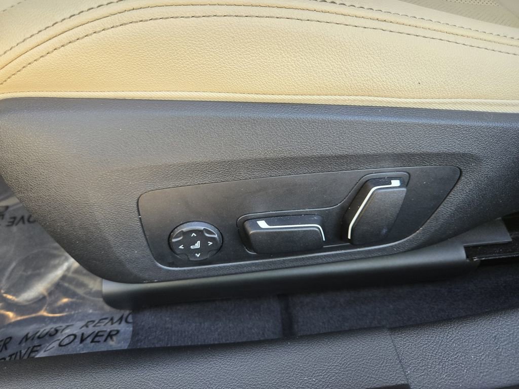 Certified 2025 BMW i4 xDrive40i image 28