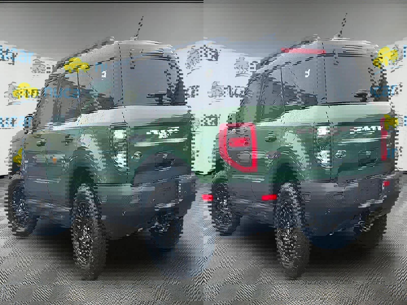 Used 2025 Ford Bronco Sport Badlands image 4