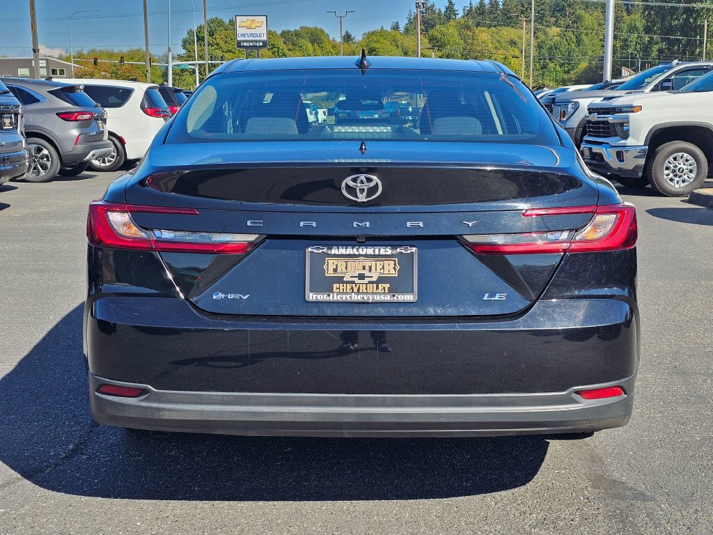 Used 2025 Toyota Camry LE FWD image 4