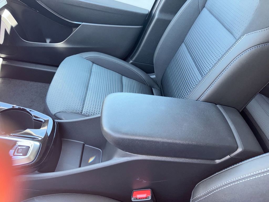 New 2026 Chevrolet Trax LT FWD image 24