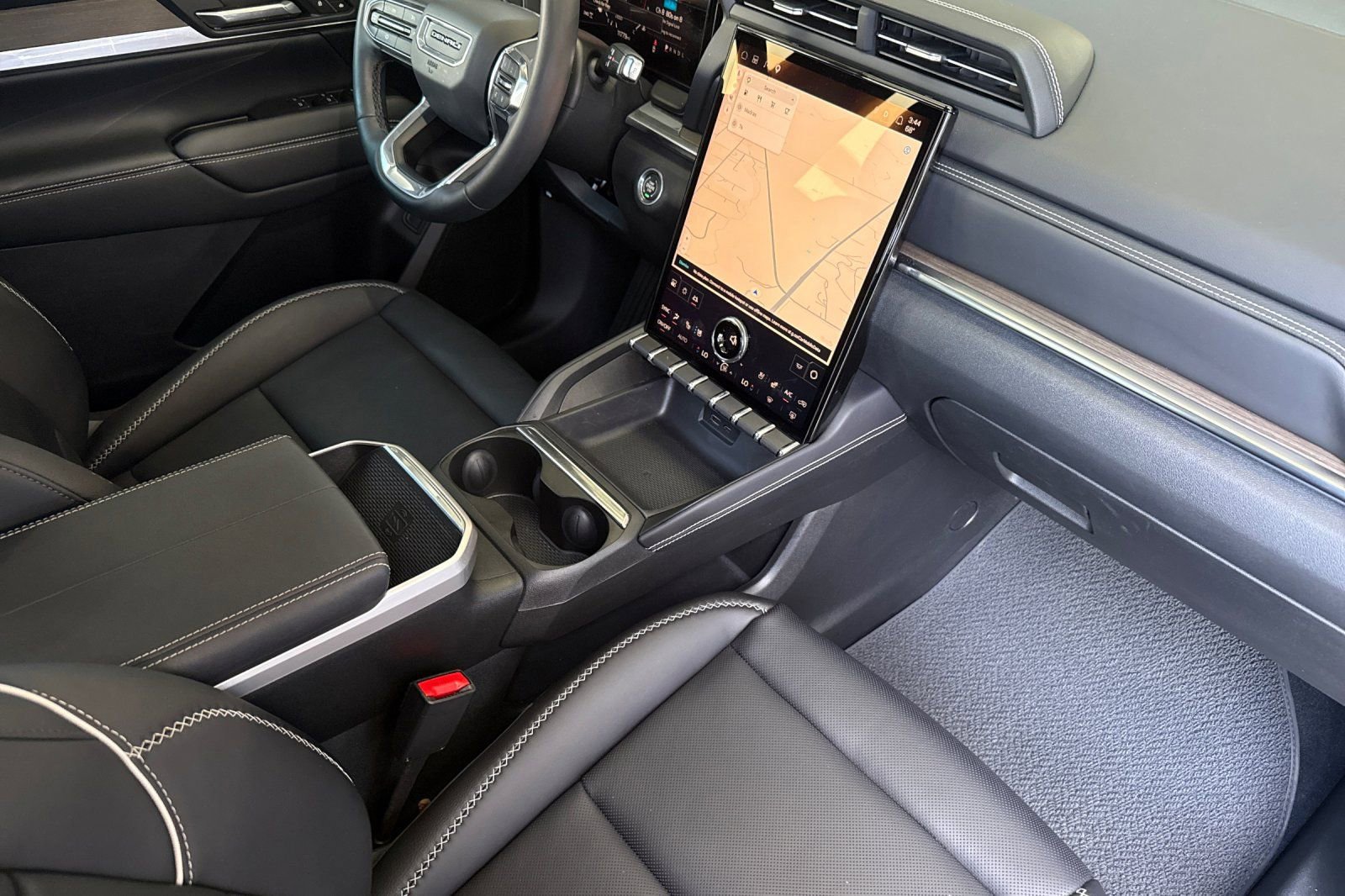 Used 2026 GMC Terrain Denali AWD/4WD image 18