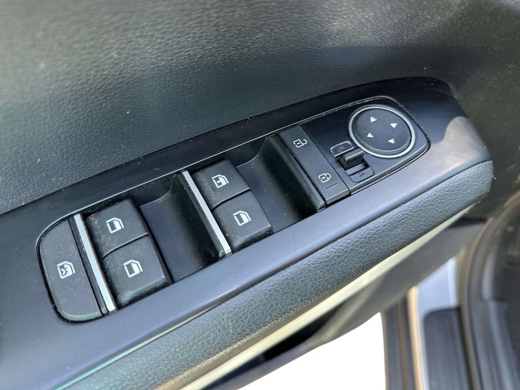 Used 2023 Kia Soul LX FWD image 15