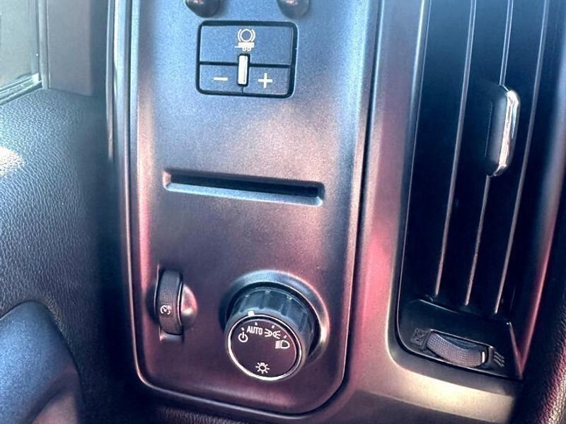 Used 2018 Chevrolet Silverado 3500 W/T w/ WT Convenience Package image 18