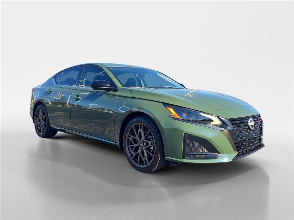 New 2025 Nissan Altima 2.5 SR image 7