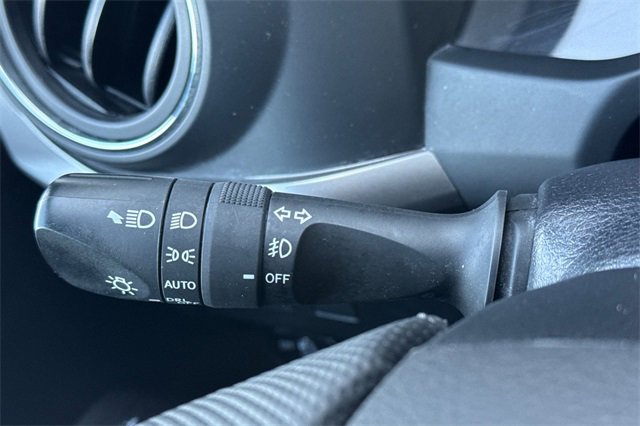 Used 2022 Toyota Tacoma Limited image 38