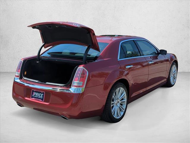 Used 2014 Chrysler 300 C image 10