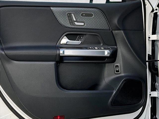 New 2026 Mercedes-Benz GLB 250 4MATIC image 26