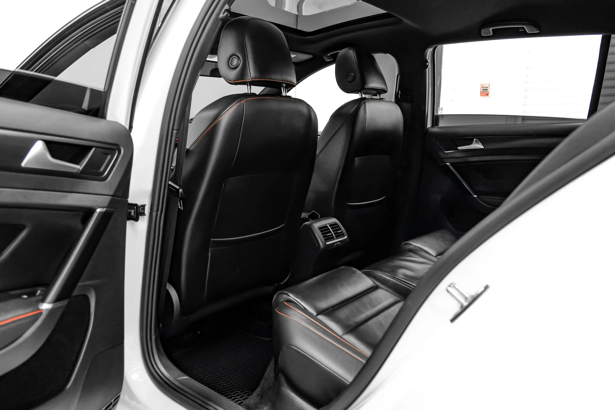 Used 2019 Volkswagen GTI Rabbit Edition FWD image 50