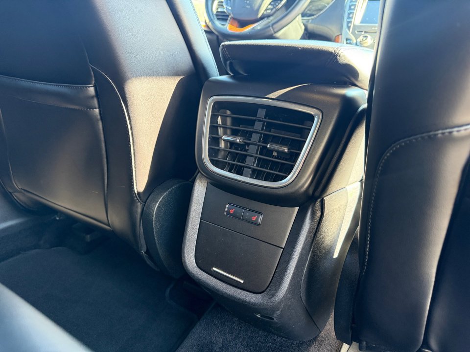 Used 2016 Lincoln MKX Select w/ Select Plus Package image 33