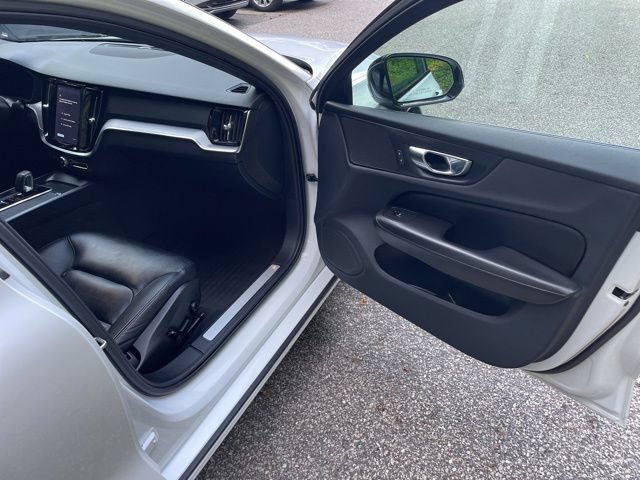 Certified 2023 Volvo S60 B5 Plus w/ Climate Package AWD/4WD image 14
