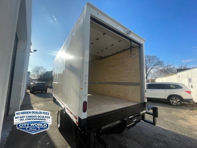 New 2024 Ford E-450 and Econoline 450 Super Duty w/ Driver's Safety Package RWD image 8
