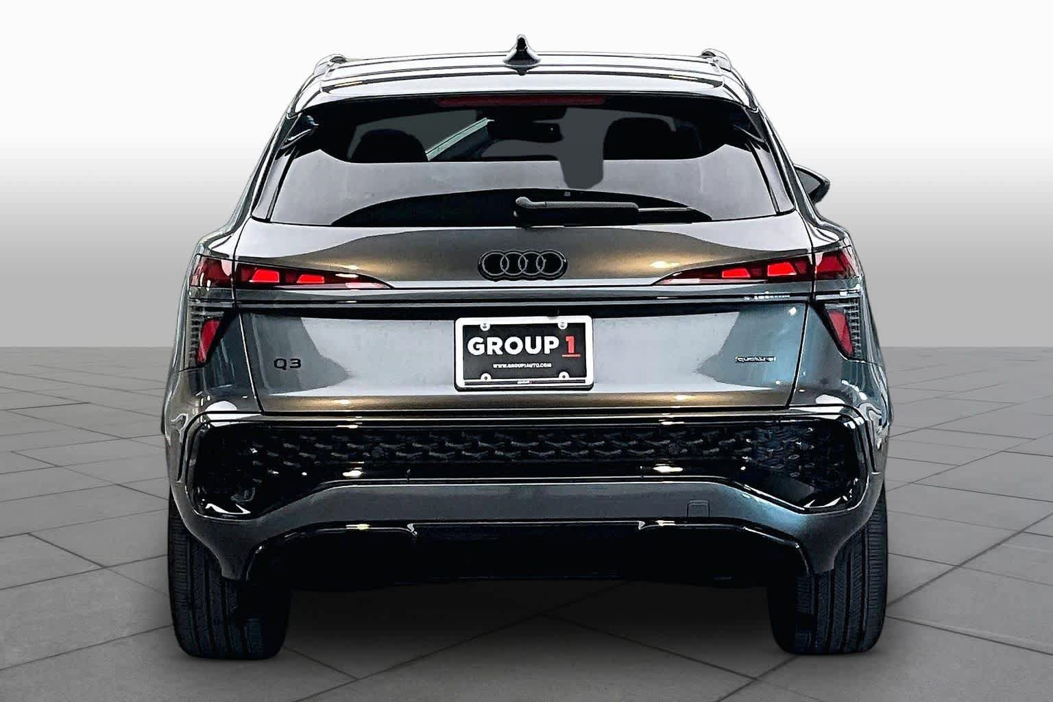 New 2026 Audi Q3 quattro 2.0T AWD/4WD image 4