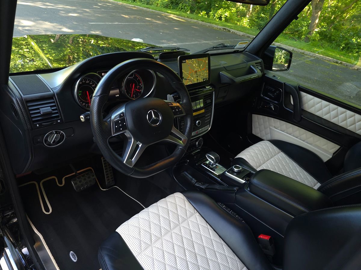 Used 2017 Mercedes-Benz G 63 AMG 4MATIC image 2