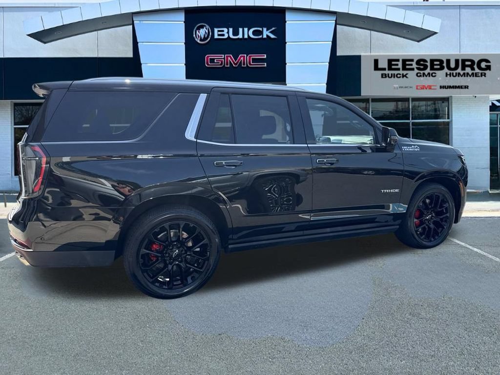 Used 2025 Chevrolet Tahoe High Country AWD/4WD image 8
