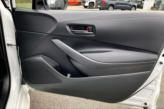Used 2025 Toyota Corolla LE image 25