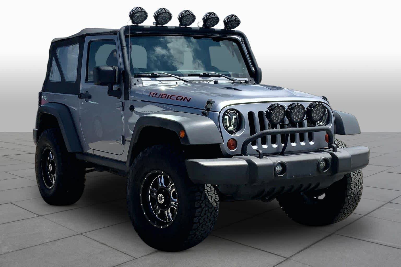 Used 2013 Jeep Wrangler Rubicon w/ PWR Convenience Group AWD/4WD image 3