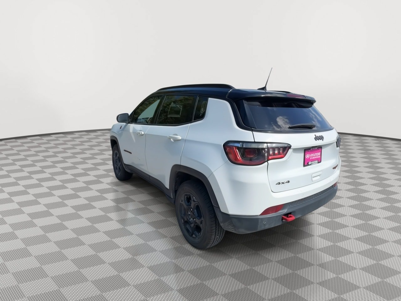 Used 2024 Jeep Compass Trailhawk AWD/4WD image 6