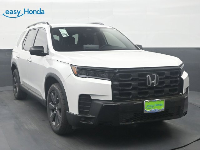 New 2026 Honda Pilot Sport image 2